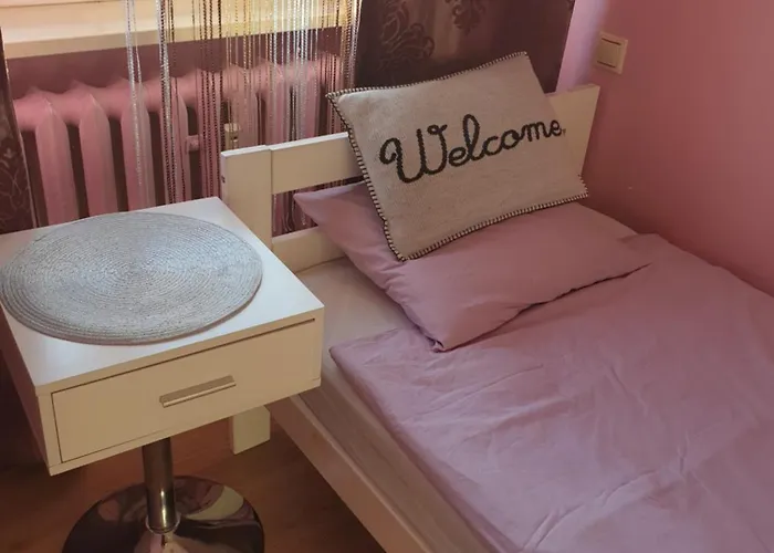 Clicktheflat24 Prestige Czechow